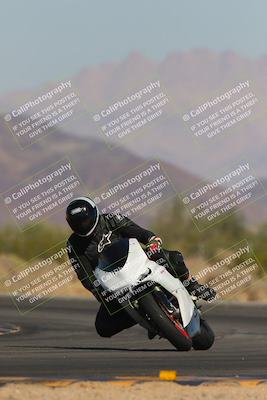 media/Nov-06-2023-Moto Forza (Mon) [[ce023d0744]]/3-Intermediate Group/Session 3 (Turn 5)/